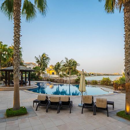 Yanjoon Holiday Homes - Palm Jumeirah Frond A Villas 迪拜 外观 照片