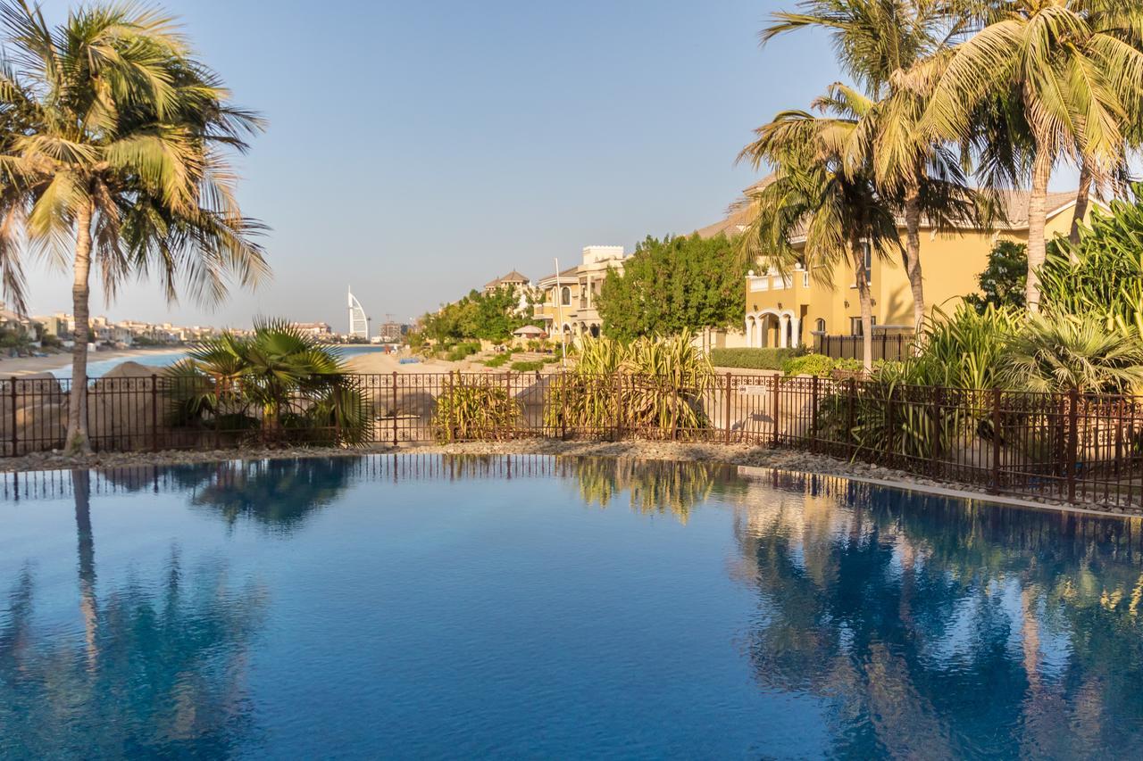 Yanjoon Holiday Homes - Palm Jumeirah Frond A Villas 迪拜 外观 照片