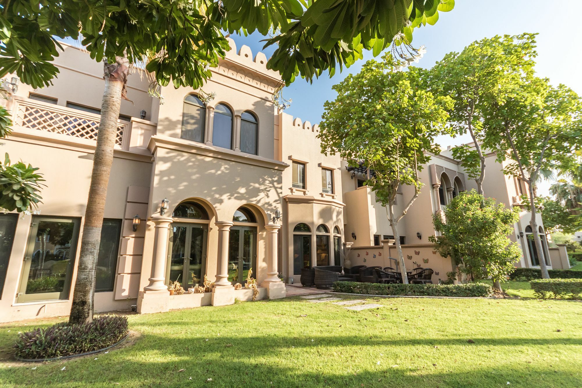 Yanjoon Holiday Homes - Palm Jumeirah Frond A Villas 迪拜 外观 照片